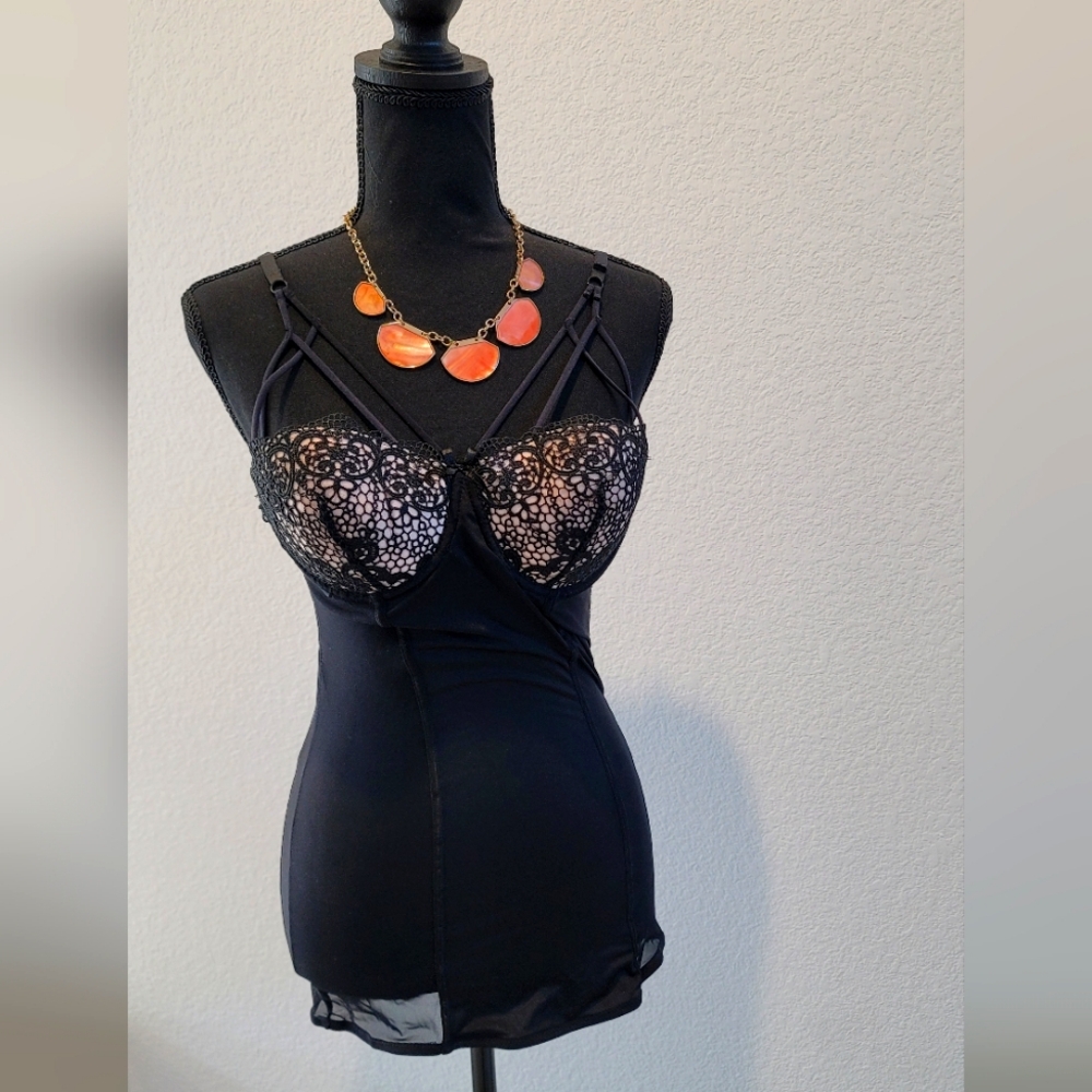 Black Lace detail Chemise Lingerie (M)